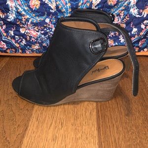 Black Limelight Wedges